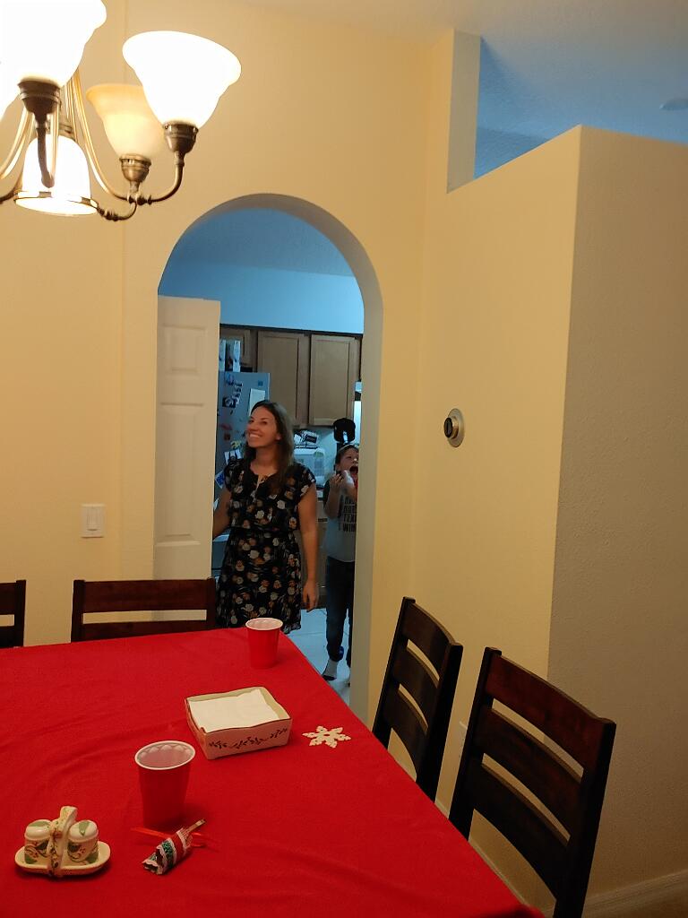 20191225_205750.jpg - , FC : (c, 0.37, d, 0.00, Detect, 1, appIcon, 0, after, 0, chg, 1, out, 0, Freq, 120, raw, 0, WB, 18, Clear, 18, ori, 40, 3.91, 40, 4.07, chg, 60, 5.87, 60, 6.11,,0.67)