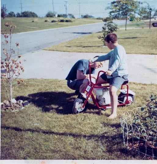 scan0019.jpg - Randy and Bob.  Raytown 1968?