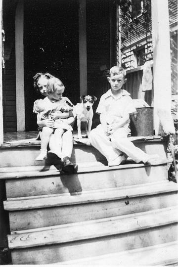 scan0047.jpg - Virginia (10), Louuise (2), Melvin (8.5)