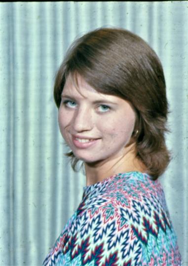 scan0012.jpg - Yvonne