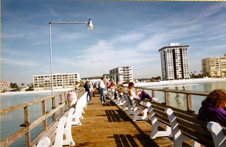 scan0059.jpg - Reddington Pier @ 1994