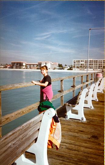 scan0061.jpg - Reddington Pier @ 1994