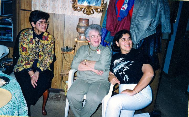 scan0066.jpg - Brunhilda, Virginia and Armeda @ 1994